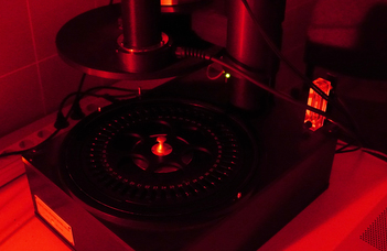 Lumineszcens Kormeghatározó Laboratórium (LD)